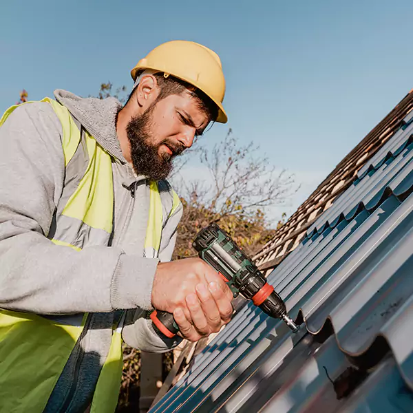 Why Edgewood, NM Property Owners Choose Edgewood Roofing Pro for Roof Restoration?